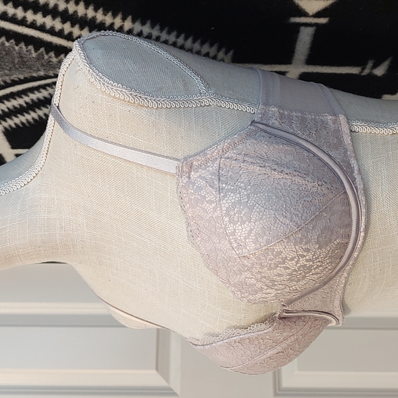 🥰 EUC Victoria's Secret Dream Angels Lined Demi Underwire Bra, Lilac, 34D - Picture 5 of 12